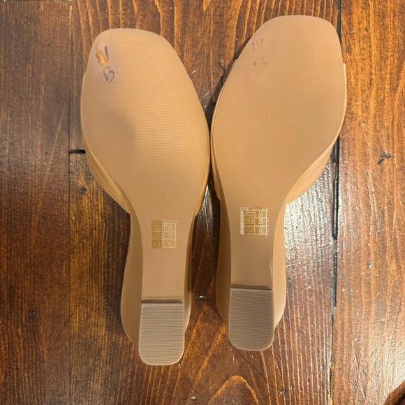 Madewell Open Toe Wedge Mule- Tan- size 9 - Picture 4 of 8